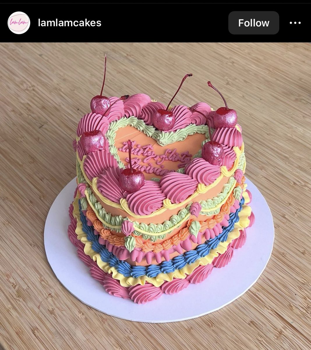 Conniescouturecakes tweet media