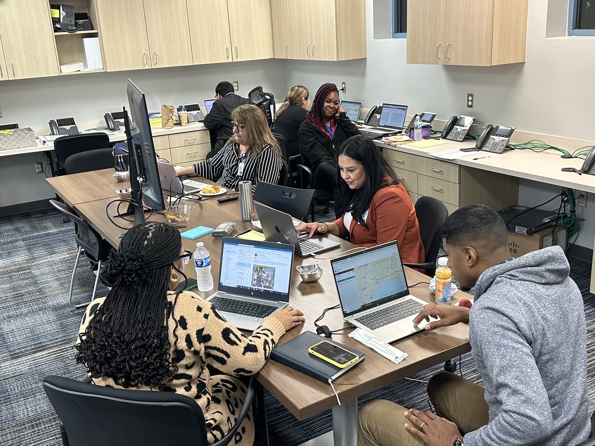 It’s the First Day of School in Houston ISD! West Division Command Center is open and ready to support you. Have a great day!