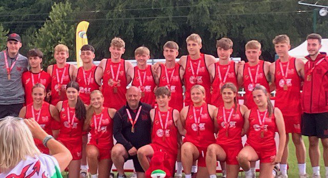 Llongyfarchiadau i Ifan a Ioan yn cynrychioli Cymru mewn cystadleuaeth rygbi cyffwrdd rhyngwladol ar ddechrau’r gwyliau haf. Congratulations to the boys on their success representing Wales at touch rugby! Well done Ioan and Ifan! <a href="/yc_llanhari/">Ymarfer Corff Llanhari</a>