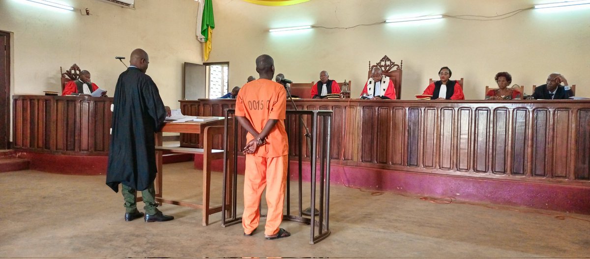 Ouverture ce 28 août de la 2e session criminelle de la cour d'appel de Bangui. Une cinquantaine de dossiers sont inscrits au rôle. <a href="/RadioGuira/">Radio Guira</a> <a href="/UN_CAR/">MINUSCA</a>