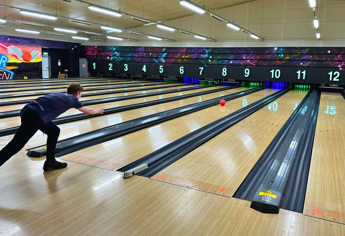 MentoringMoray's tweet photo. Our #mentors and #mentees loved blowing off some steam at #PinzBowling over the #summer. After a tasty dinner we took to the alleys to flex our skills!๐ณ
If you would like to get involved and become a mentor we would love to hear from you๐ฅฐ
#moraypathways #mentoringyoungtalent https://t.co/tpmftAg1YL