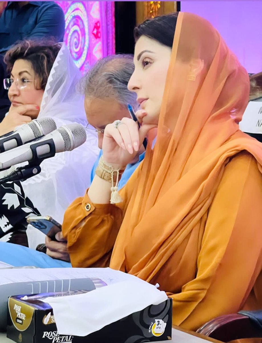 SoniaAshir's tweet photo. #Our_Future_PM.
@MaryamNSharif https://t.co/hLKZ0JjFW6