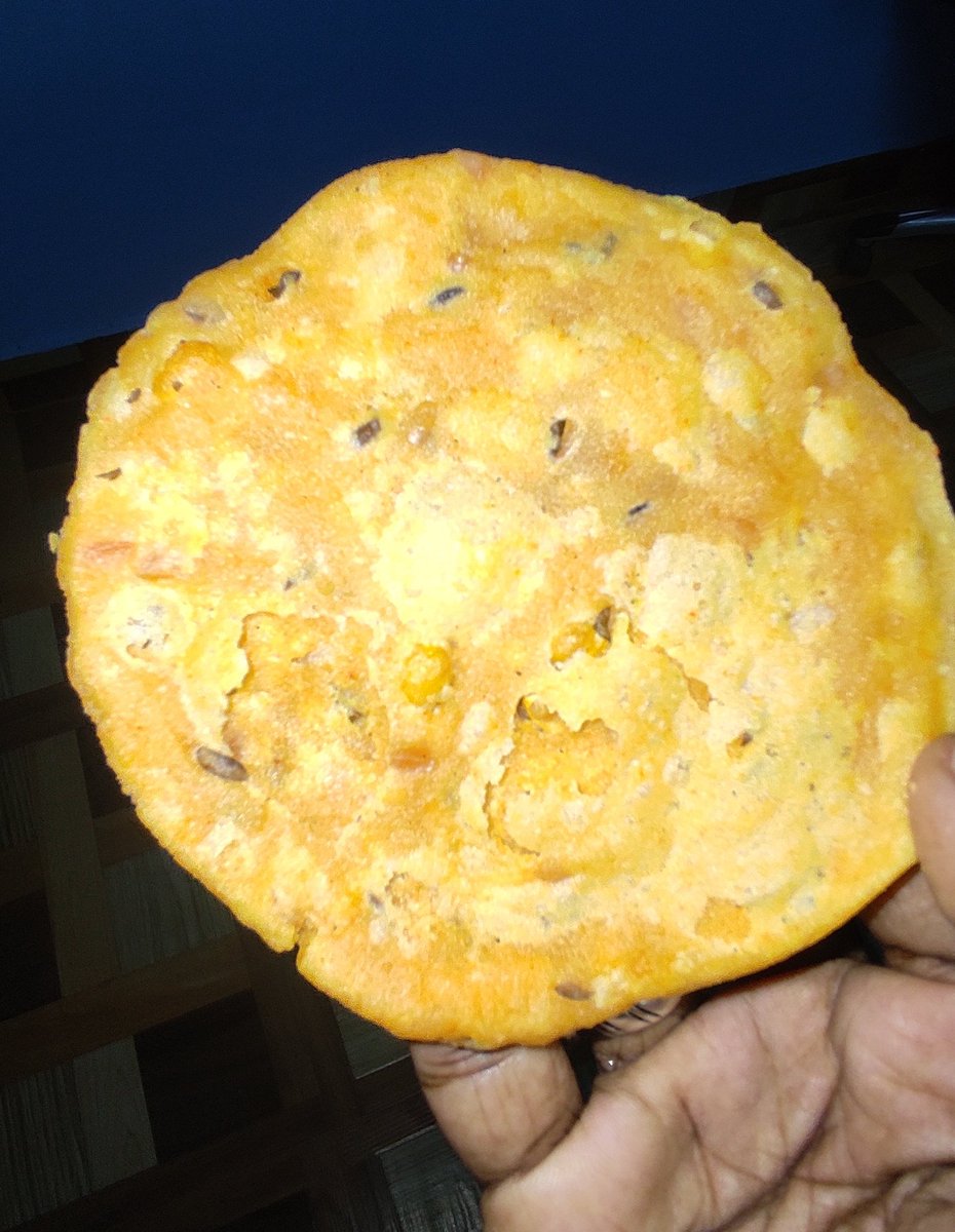 rahmandasan_arr's tweet photo. Yummy!!!
 PeriyaKovil Pogalai.. But Puliyothorai In.. 😋
#Thanjavur https://t.co/O0uvFo3ZHq