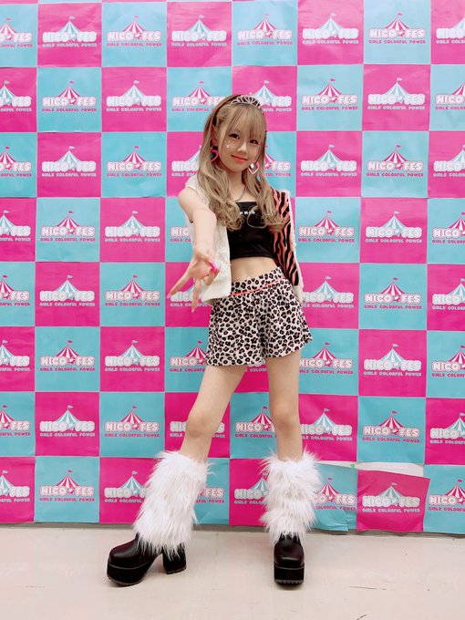 Twitterのコスプレ画像13