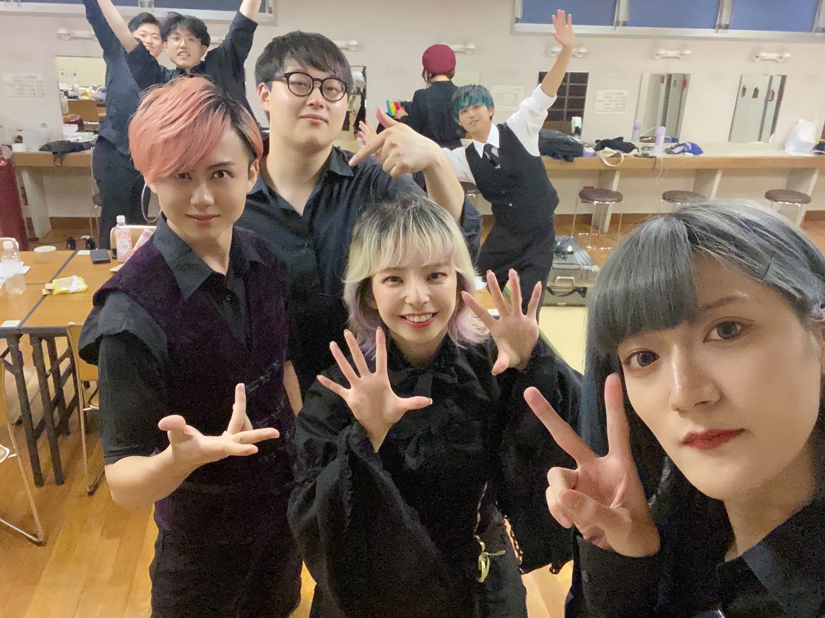 ayane__72m's tweet photo. マジックの初舞台✨
緊張したけど楽しかったあ😝
来てくださった方、演者さん、スタッフさんほんま感謝やあ🙏
感謝と勉強の日でした！！ https://t.co/6RGm57FQY6