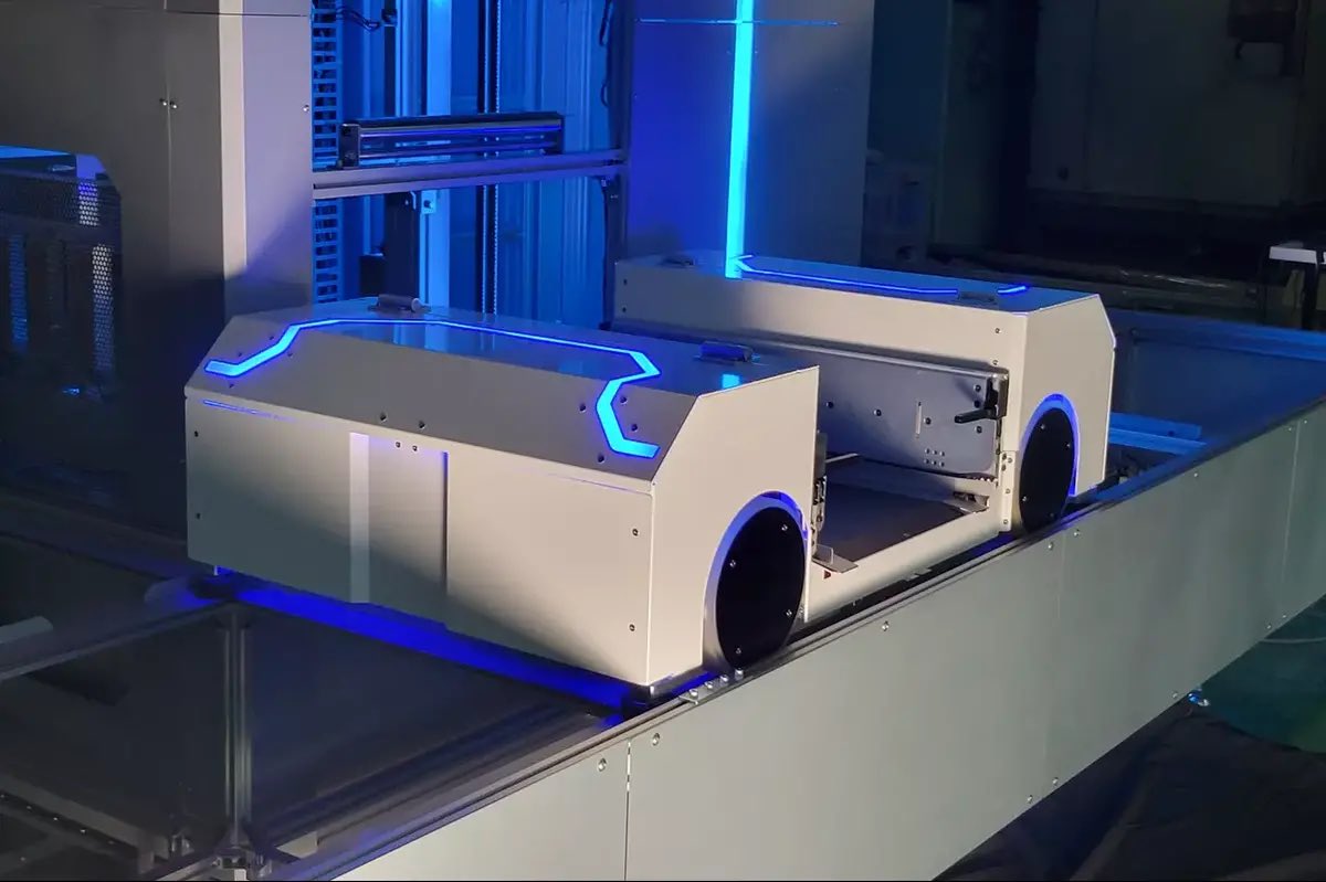 多段ラックの増設が進んでます！🔥

9月中頃に、自動倉庫システムRENATUS(レナトス)の拡張リニューアル版をお披露目出来そうです！