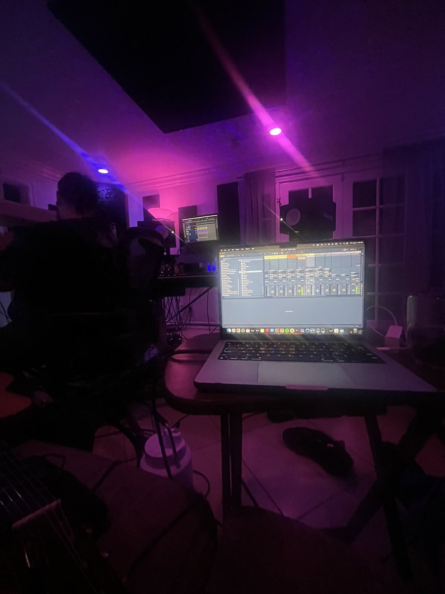 NEZsoridiculous's tweet image. One of my favorite spaceships to work out of @loshendrix