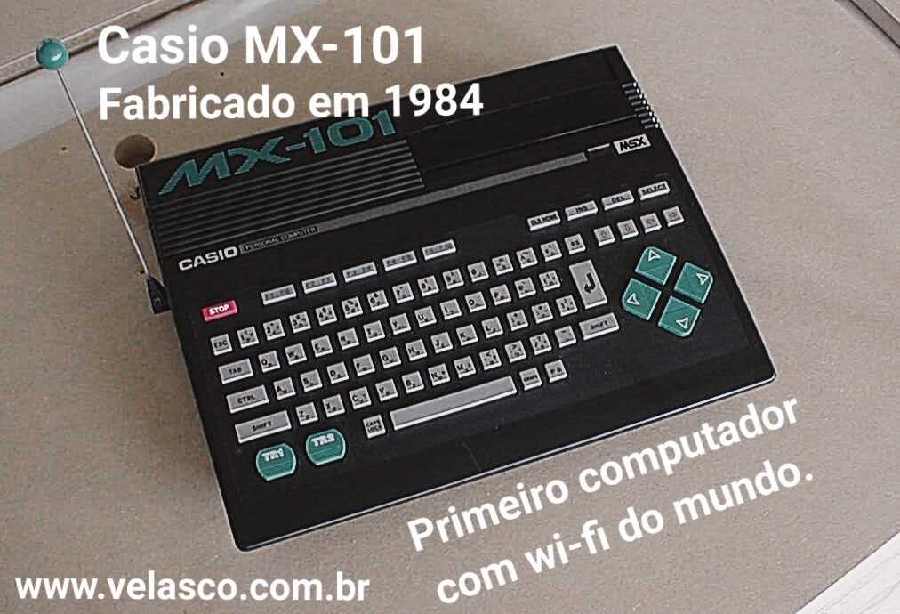 marcosvelasco's tweet image. Foi o primeiro computador com wifi do mundo, pois possui uma antena que o interliga a uma TV sem necessidade de cabos, sintonizando o canal e a imagem via wireless.

 #MARCOSVELASCO #MUSEU #OLDCOMPUTERS