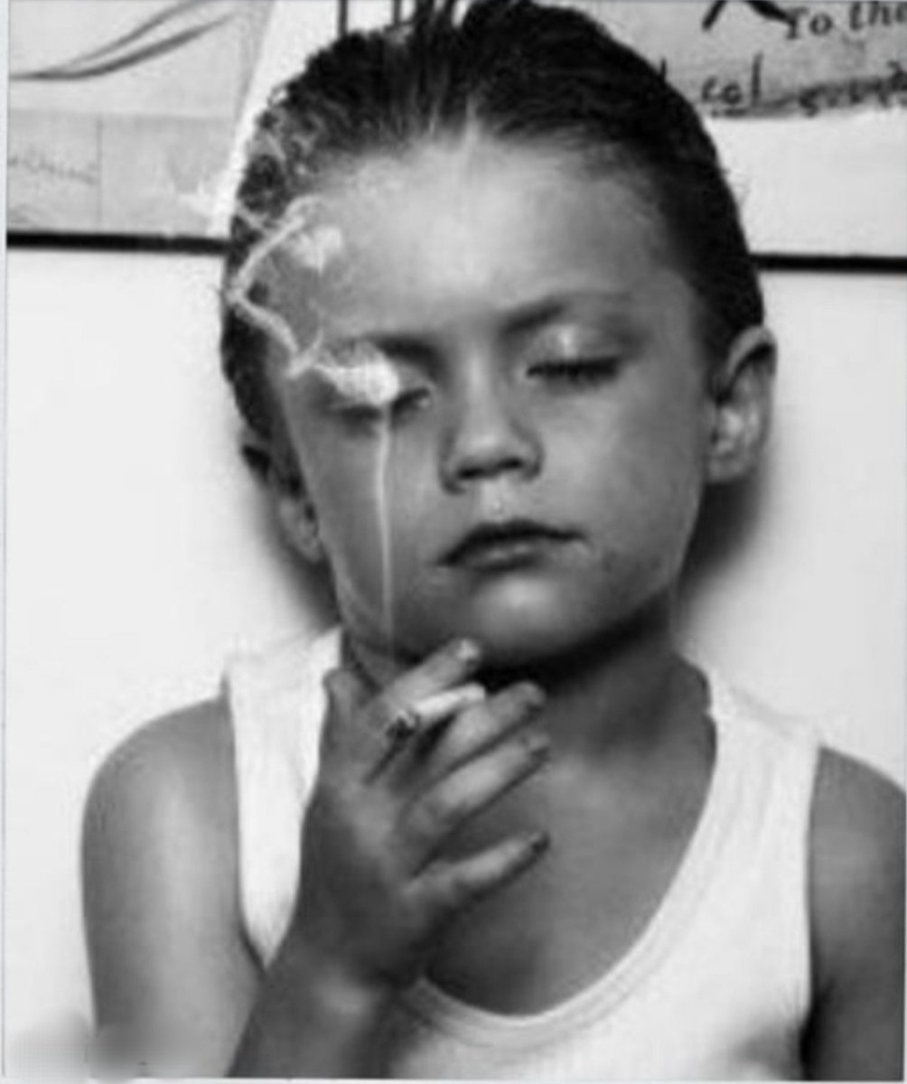 Aliw2083's tweet image. غمگین ترین لحظه زندگیت کجا بود؟
#غمگین #لحظه_زندگی #دپ