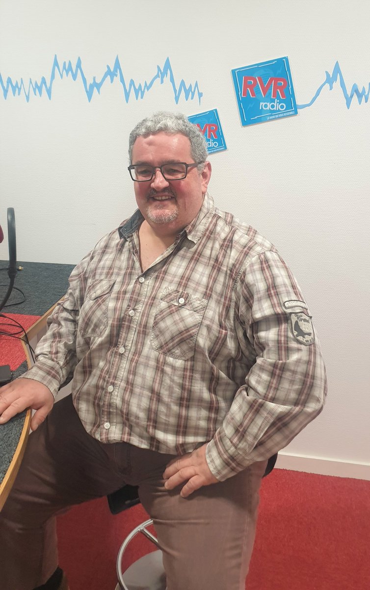 Roméo #agriculteur du #beaujolaisvert, vous donne rdv en prime time, ce soir sur M6. Dès 21h10, vous pourrez découvrir avec lui ses prétendantes lors du #speeddating de l'#émission L'amour est dans le pré ❤️🌿
rvrradio.fr/L-Amour-est-da…
#amour #love #nature #agriculture #téléréalité