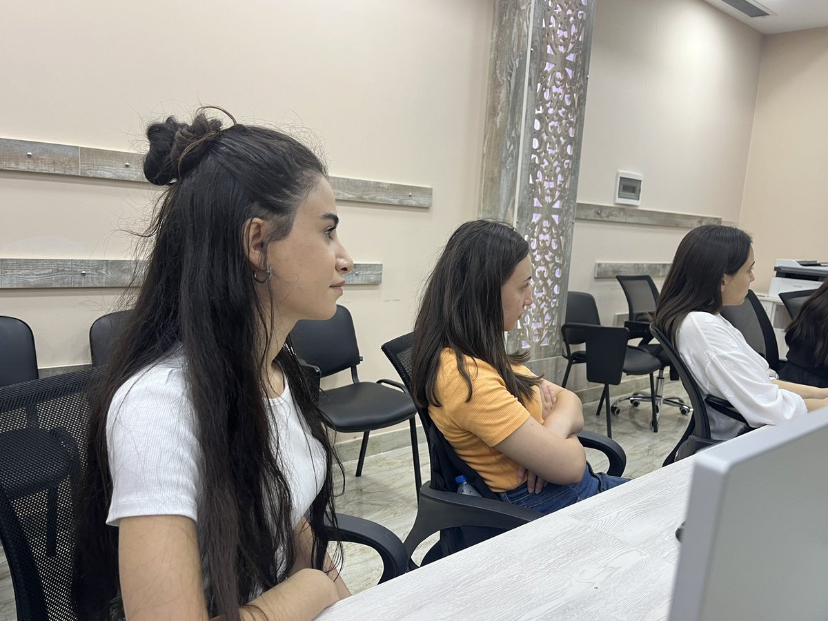 MigvolunteerAze's tweet photo. 🔊"Miqrasiya Könüllüsü” İctimai Birliyinin təşkilatçılığı ilə "Qanunvericilik - 3" layihəsinə start verildi!

#MiqrasiyaKönüllüsü #MKİB #sənfərqlisən #Qanunvericilik https://t.co/7YB64AS5gz