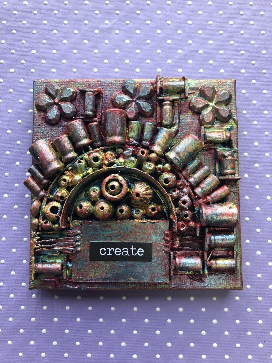 ButtonSteampunk's tweet image. #create #canvas #canvaspainting #canvasart #mixedmedia #assemblage #assemblageart #inspirationalquotes #inspirational #steampunkbutton #rainbow #rainbowart #rainbowartwork