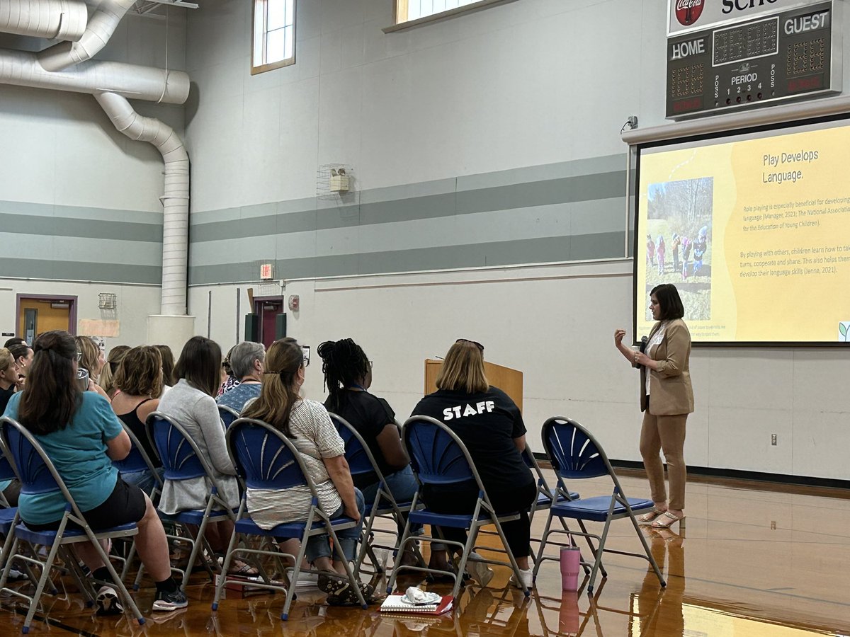 SarfdeK's tweet photo. An incredible presentation delivered by Kate McCaffrey from NHED. Kate share information about 50 years of research, AKA the science of reading. Thank you, @Amherststschool for shifting practices to help every student learn to read. @NHEdCommr @NASHUASCHOOLS @mariojandrade https://t.co/w8bGDBk4rt