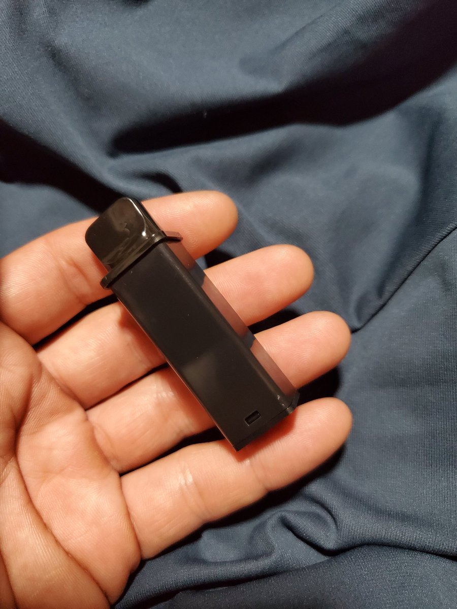 atsunobuMOD's tweet photo. GOTEKのリキッド入り使い捨てカートリッジ買ったけど
思いの外スースーして頭痛くなるから限界だった僕…
やっちまいます 😤
先ずはラベルを優しく剥がす♪︎ https://t.co/x2FWLRUT8j