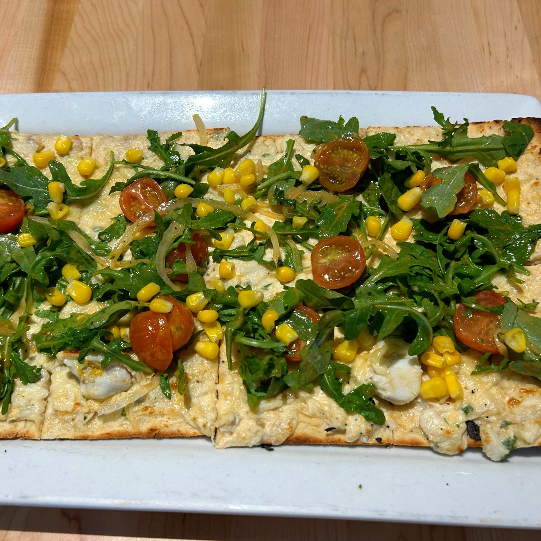 AlehouseCol's tweet image. Fresh bites and flavorful finds! #Chef has crafted a menu full of some tasty NEW features, incl:

🍽️ Tuna #Tostada
🍽️ #BlueCrab #Flatbread
🍽️ #Bratwurst #Burger
🍽️ Korean Beef #FriedRice

Head to FB/IG for the full menu! #alehousecolumbia #hocomd #columbiamd #explorehocomd