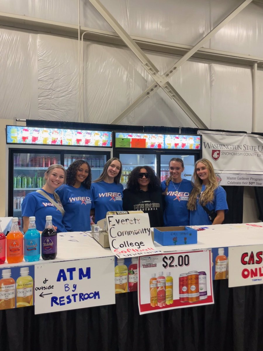 fpcatch4's tweet image. Day 4 in the books! Come meet your softball team and support our fundraiser! Great job team! @EvCC_Trojans @EvCClife @EverettCC #family #evccsoftball #hawaiisoftball