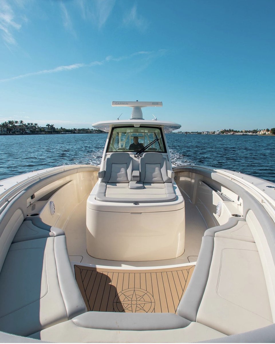 ScoutBoatsInc's tweet photo. Don’t mind us, we’re just drooling over these great shots from @boattrader. 😍 What’s your favorite shot of your Scout?
-
#teamscoutboats #scoutboats #centerconsolesonly #dualconsoles #fishing #boating https://t.co/TxVIKvnb0a