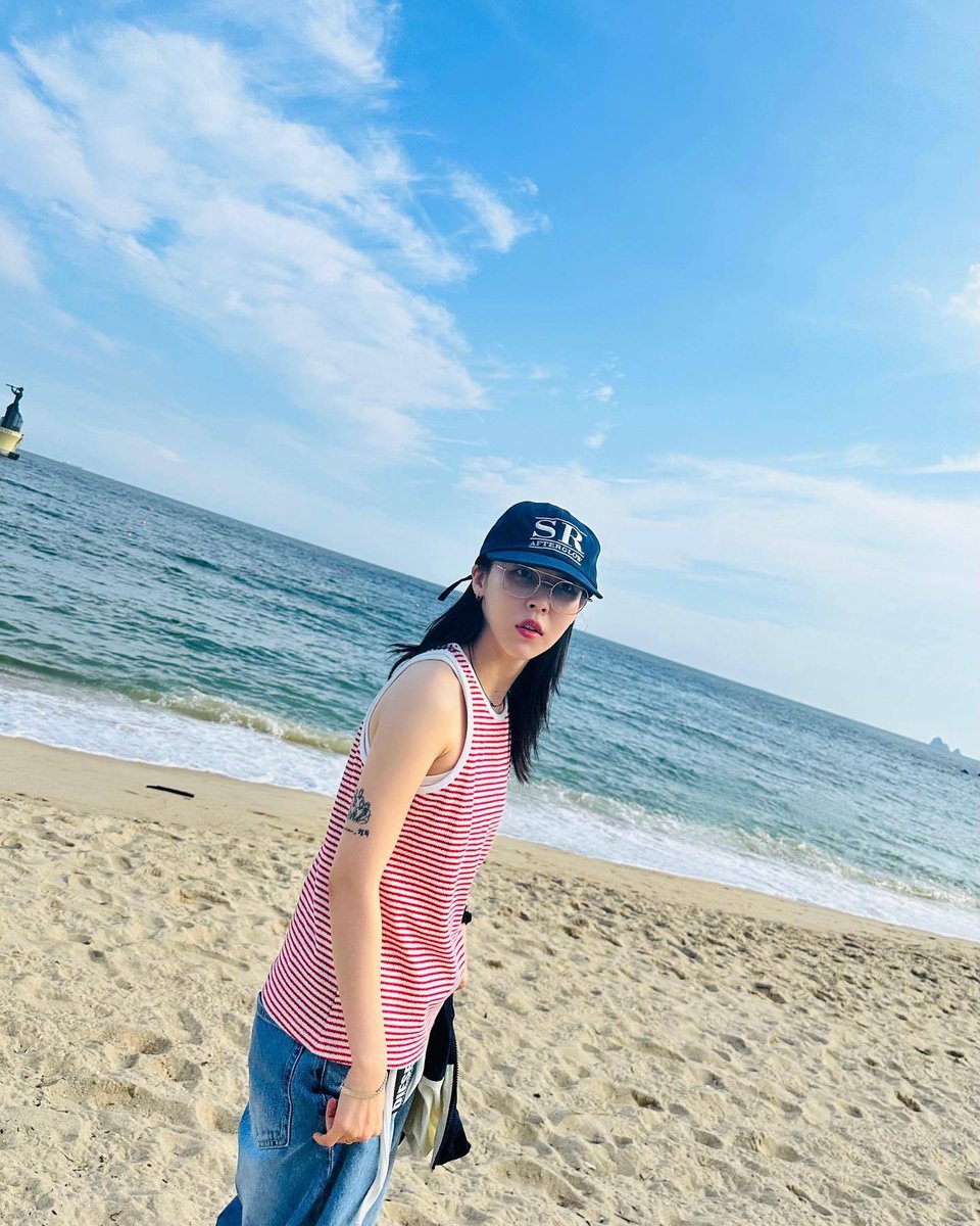 moonbyul pics tweet media