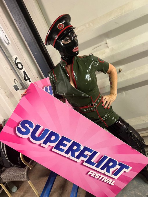 So much fun yesterday at Superflirt festival #amsterdam #queer #festival https://t.co/KA3sagopCc<a href="/tag/amsterdam"class="tags">#amsterdam</a><a href="/tag/festival"class="tags"><span>#festival</span></a><a href="/tag/queer"class="tags"><span>#queer</span></a>