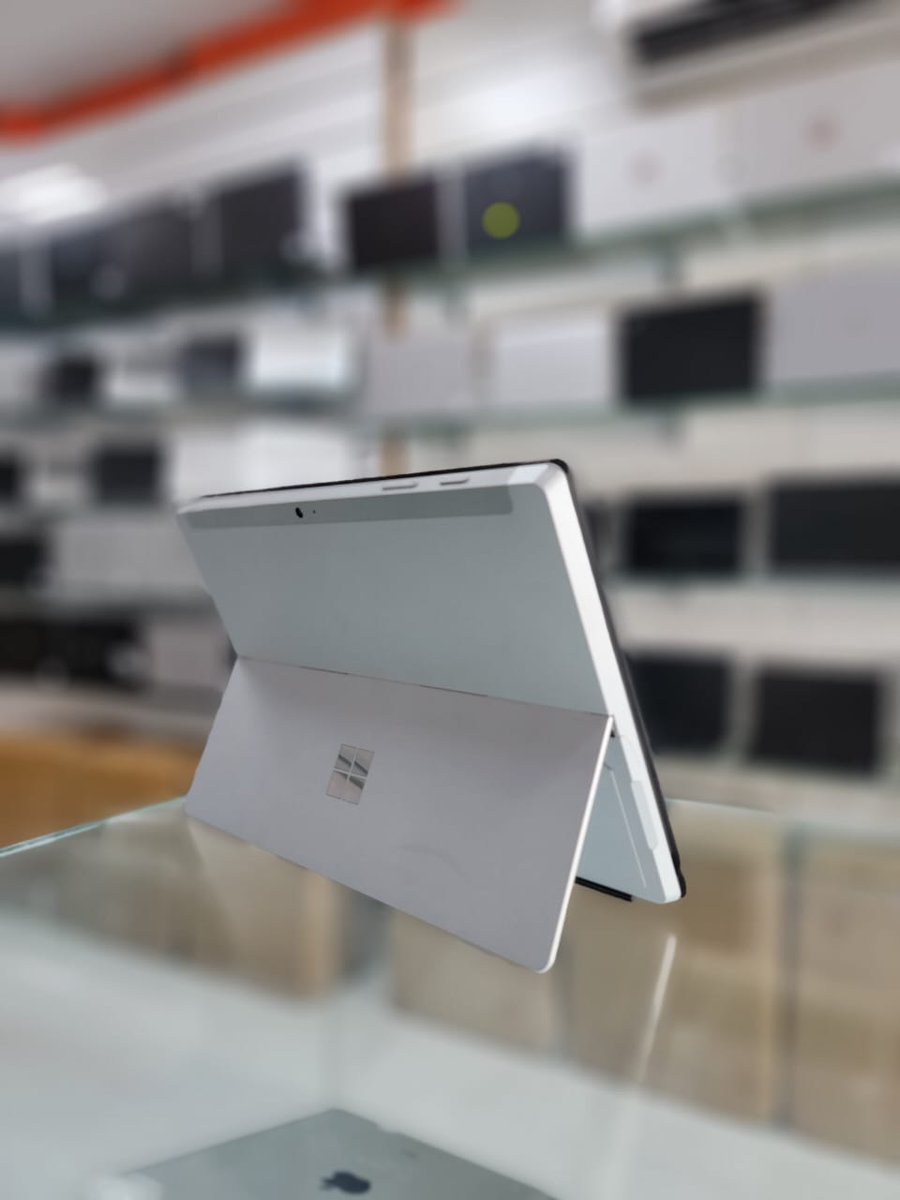 mainpointelect's tweet image. ✨️ Microsoft Surface 3 
- 4 GB Ram - 64 GB Storage 
WhatsApp   
050-620-9288 
or click on the link to chat  on whatsapp 
🔗 wa.me/971506209288

✅ Shop Location:
MAIN POINT ELECTRONICS TRADING L.L.C
  🔗    goo.gl/maps/SB7iYB6ay…
#mainpointelectronics #uae
#surface3