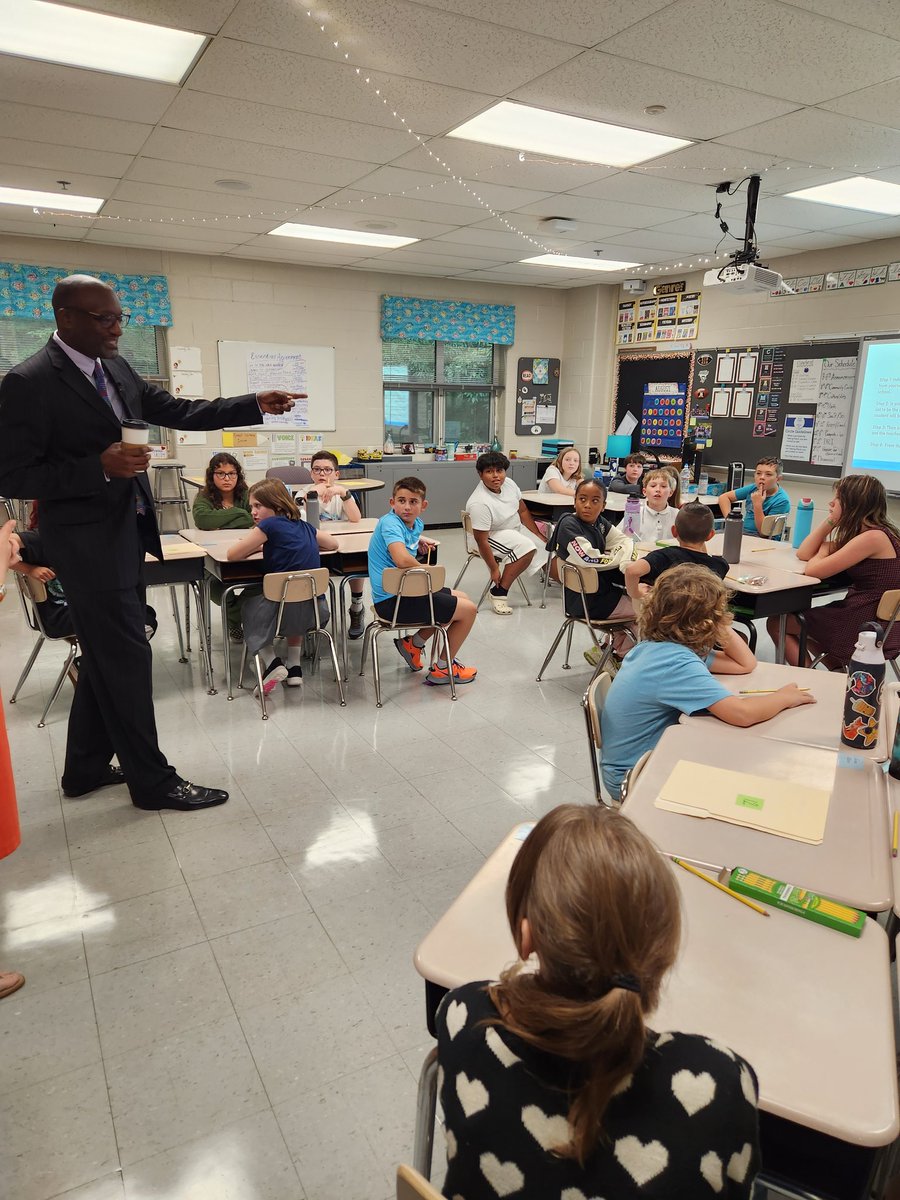 AACPSSupt tweet media