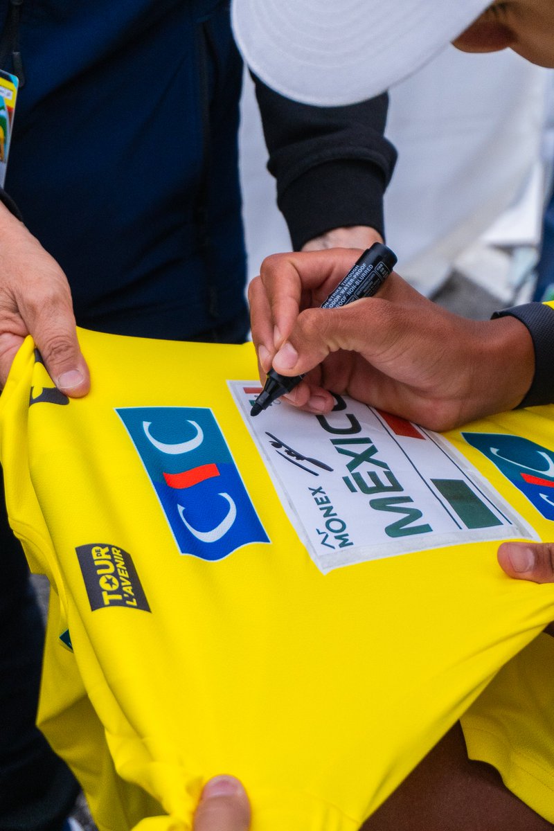 tourdelavenir's tweet photo. 🇲🇽 Isaac Del Toro, la révélation mexicaine du 59ème Tour de l’Avenir

📸 Lewis Catel

#TDAV #TourdelAvenir ✨ https://t.co/UJEIbc36aQ