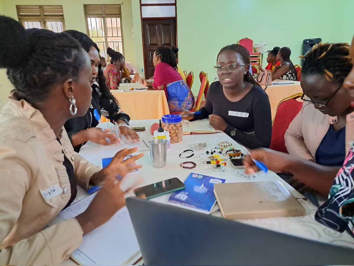 amoskiyingi's tweet photo. Part of today's activities includes the participants presenting their products to each other &amp; receiving feedback on the branding. 

It is exciting to see young women with awesome products that they want to build into household brands. 

#BrandingIsKey

@IREXintl @WashFellowship https://t.co/C06LTzBhlT