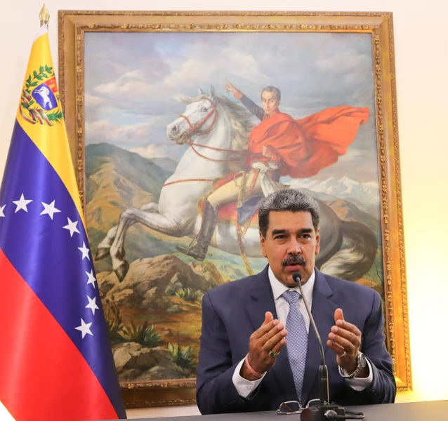 Pdte. @NicolasMaduro: Asumimos frente a los líderes de los #BRICS la responsabilidad de promover el relacionamiento político y económico de la arquitectura BRICS con los principales mecanismos de concertación y #cooperación de #América Latina #ConéctateConMaduro