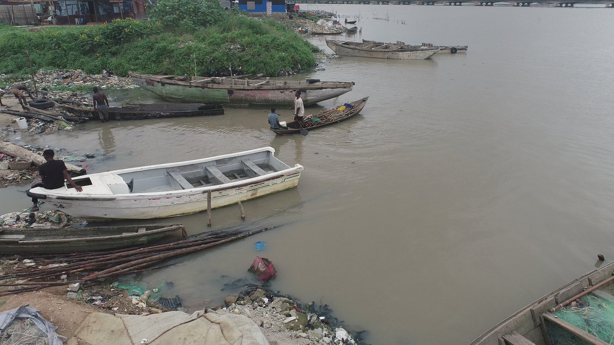 DemiladeGIS's tweet photo. "Utilizing a DJI Phantom 4 Pro V2 drone for comprehensive aerial assessments of landfill &amp; waste areas near Lagos lagoon. Precise data collection sheds light on waste disposal concerns and unveils open defecation sites, underscoring the imperative for sustainable solutions. https://t.co/JwbDwX7b0K