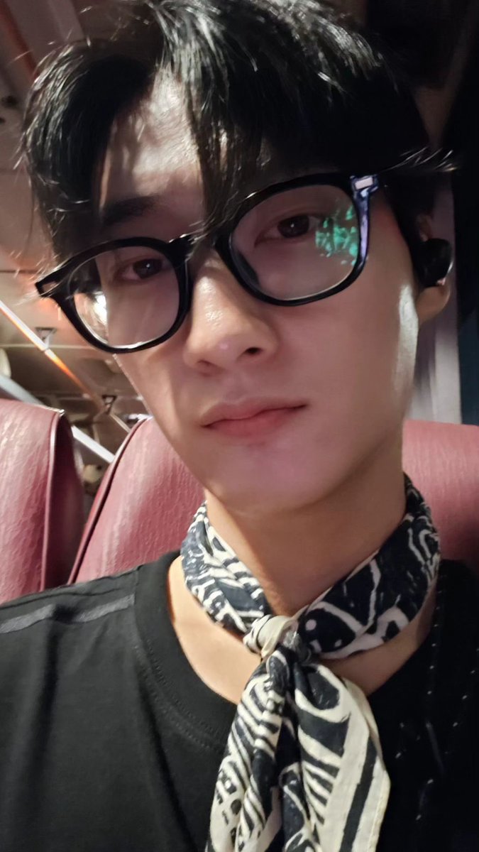 bbzzxxo's tweet photo. 승빈군 인스타 열심히 해줘서 고마버요^^ https://t.co/Vc0e1it0as