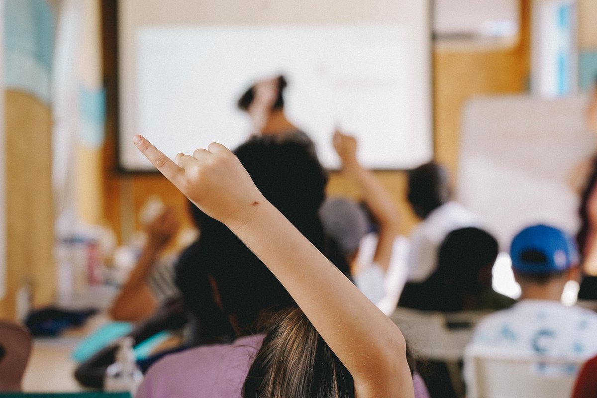 Huawei France tweet media