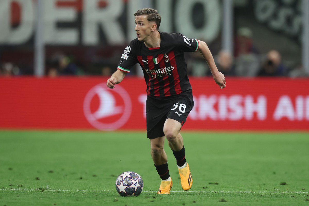 FabrizioRomano's tweet photo. Bologna are closing in on deal to sign Alexis Saelemaekers from AC Milan, as verbal agreement has been reached in the morning 🔴🔵🇧🇪 #SerieA

Deal to be completed by Tuesday, just matter of final details. @SkySport https://t.co/kNO4C8X3rr