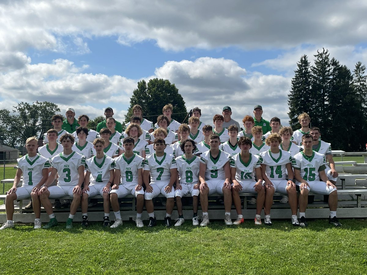 ⚪️🟢 2023 Varsity Wolfpack 🟢⚪️