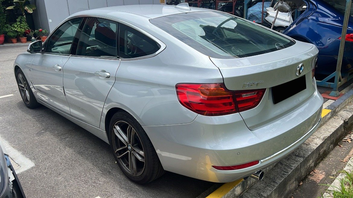 propelauto's tweet photo. BMW F34 GT 320i car arrived for scrap at #PropelAutoScrapYard 

Ping us and reserve spares for your car😎🚕

#F34GT #GTSpares #320i #N20Engine #SingaporeScrapYard #GTheadlamp #320iSpares #SGcar #LocalScrap #ExportCars #WholeSaleParts #UsedParts #Qualityitems #QuaranteedParts #SG https://t.co/xNa67D6kvd