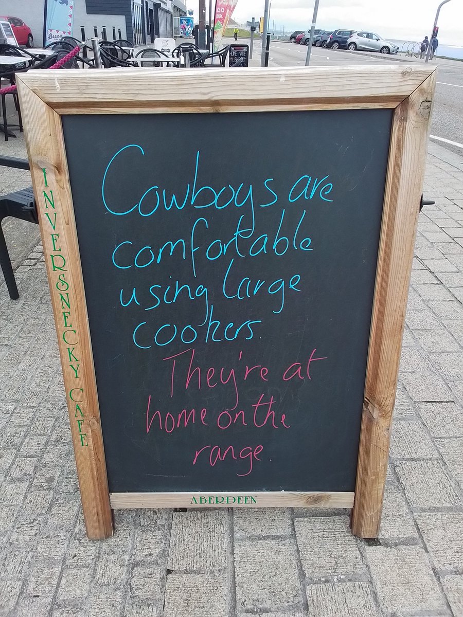 Mr_Inversnecky's tweet photo. Don't mind me, just establishing an ear worm. #inversnevky #Aberdeen #AberdeenBeach #KitchenPuns #Earworm #LunchPun https://t.co/7KOsFm6qXS