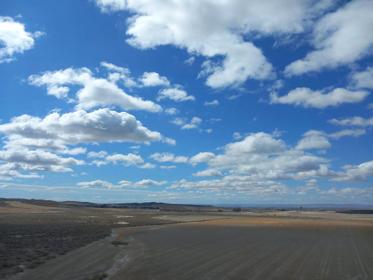بے لوث دعاٶں کا سہارا ایسے ہی ہوتا جیسے تپتے صحرا میں بادل کے اک ٹکڑے کا سایہ💦