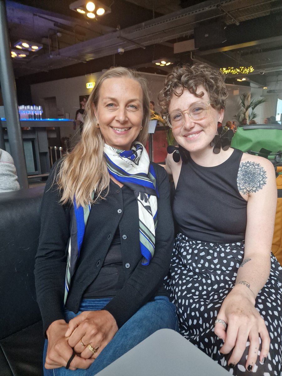 Stephanie Crowe tweet media