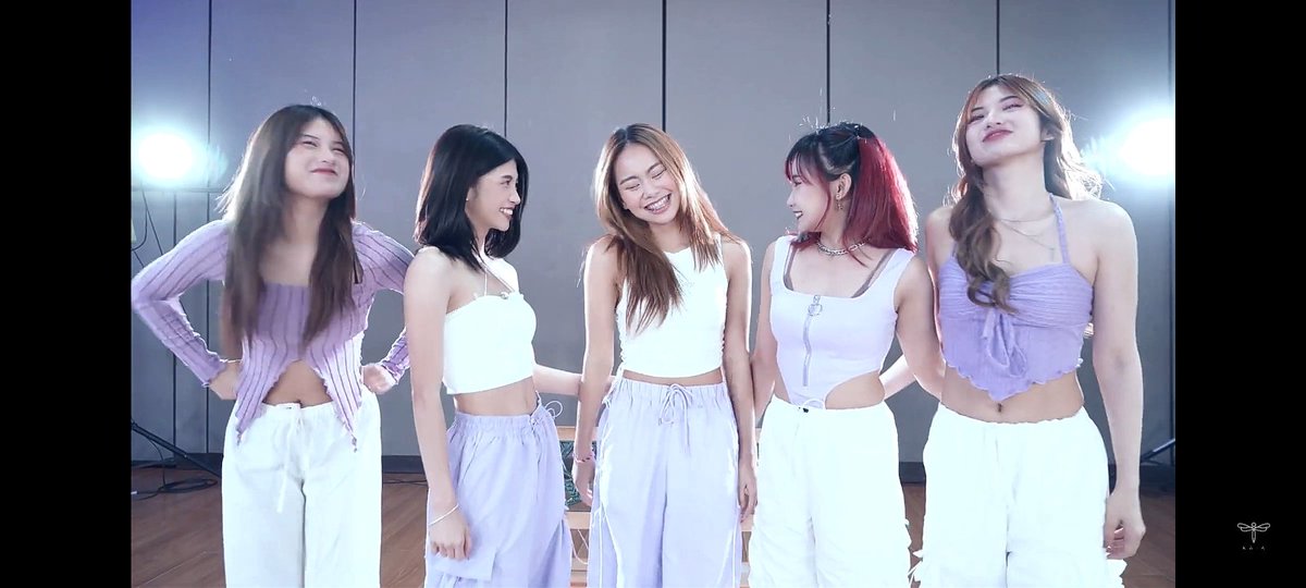 intosoph's tweet photo. their genuinely smile🥺
- to have freedom &amp; finally they can fly their wings spread soar high✨ super deserve🤍 thank u so much for being so brave &amp; strong girls! @KAIA_Members mahal ko kayo sobra!

tags baba https://t.co/JR8Lgz61xo