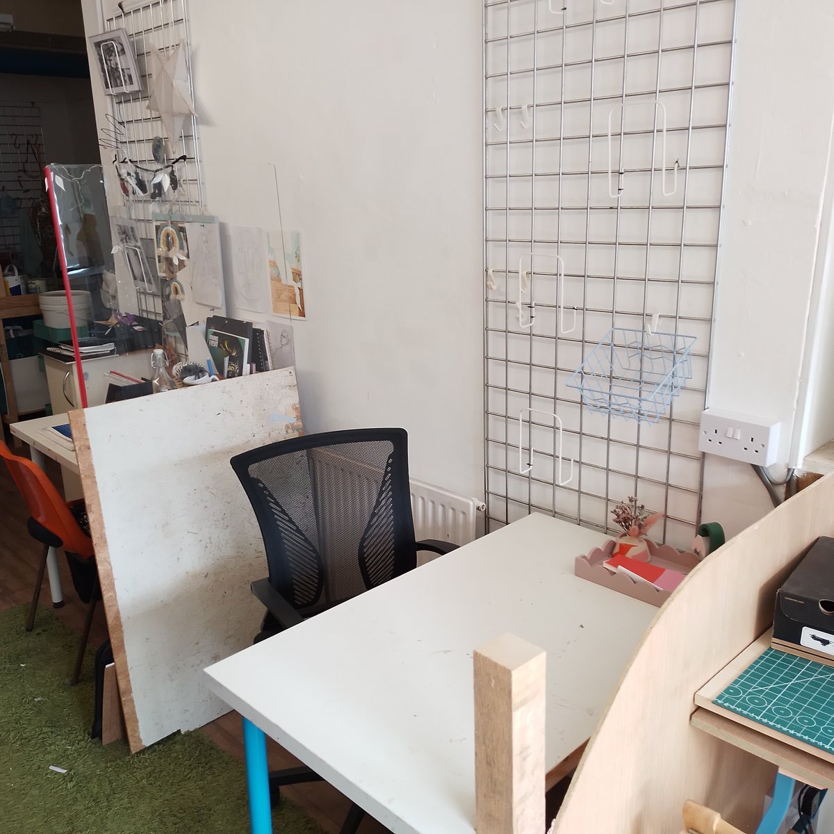 Aire Place Studios tweet media