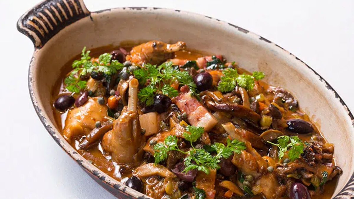 Eat Game (@eatgameuk) on Twitter photo It might be August but the weather is definitely more stew than BBQ, so we thought we'd share this rabbit cacciatore recipe for you.
Created by Michelin-starred chef <a href="/francescocook/">Francesco Mazzei</a>, this stew goes perfect with crusty bread or polenta.
Get the recipe: orlo.uk/5owBQ It might be August but the weather is definitely more stew than BBQ, so we thought we'd share this rabbit cacciatore recipe for you.
Created by Michelin-starred chef <a href="/francescocook/">Francesco Mazzei</a>, this stew goes perfect with crusty bread or polenta.
Get the recipe: orlo.uk/5owBQ