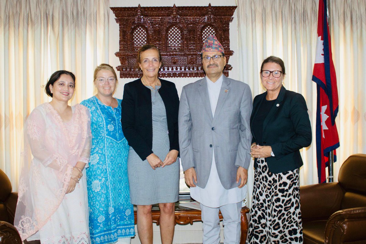Members of the Swedish Parliament HE Maria Stockhaus, HE Alexandra Anstrell and HE Ann-Sofie Lifvenhage called on Hon Foreign Minister @NPsaudnc today. Matters of bilateral and multilateral cooperation between Nepal &amp; Sweden were discussed in the meeting.
<a href="/PaudyalBR/">Bharat Paudyal</a> 
<a href="/sewa_lamsal/">Sewa Lamsal</a>