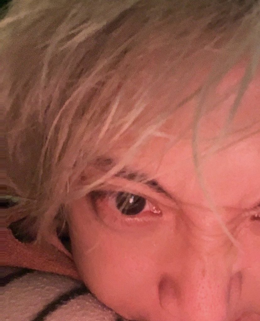 Yubinbin_0703's tweet photo. 第一天 ☝️上课然后按摩💆‍♂️ https://t.co/258s2qJDFo