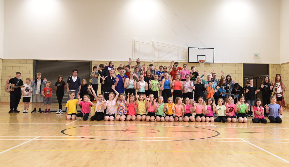 Creative Minds Team tweet media