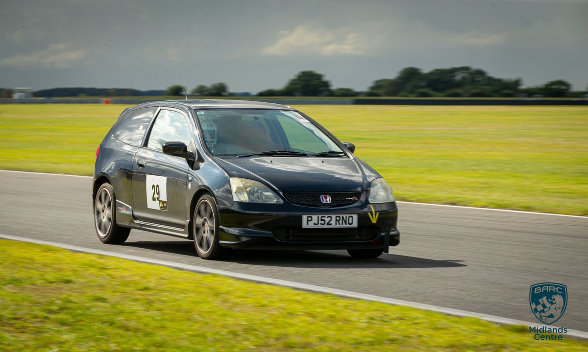 BARCMids's tweet image. Great weekend at Snetterton!