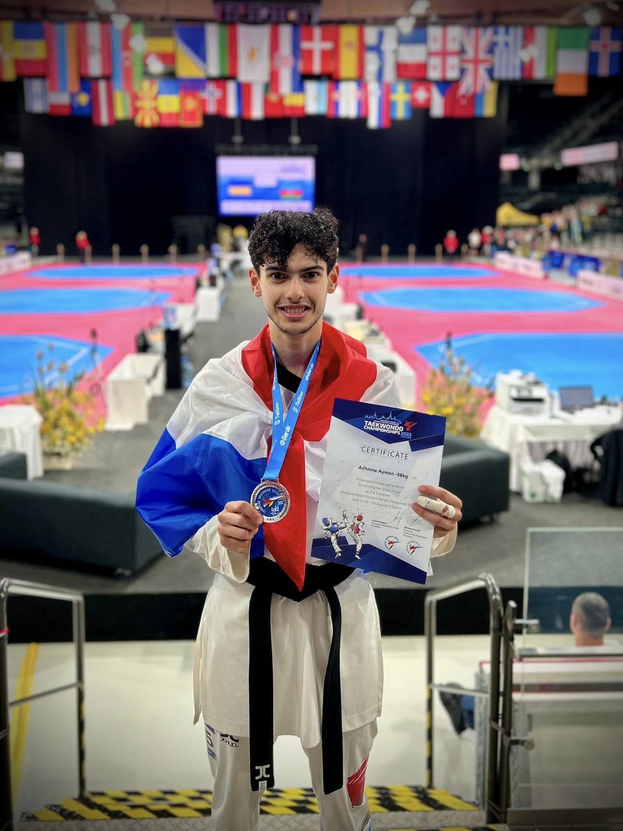 NihonSport's tweet photo. Riad Bouhmida & Aymen Achnine hebben afgelopen weekeinde 'n top prestatie geleverd door vice Europees kampioen taekwondo te worden Riad bij de junioren & Aymen bij de senioen Gefeliciteerd!
#NihonSport #KiesKwaliteit #PersonalPassionPerfection #taekwondo #WorldTaekwondo #JCalicu https://t.co/3UiBXC2np9