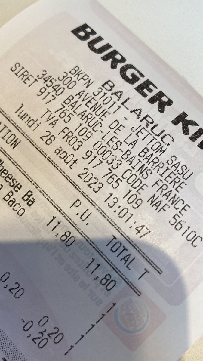 rmnksr's tweet photo. @BurgerKingFR  les frères elle est où ma commande ? 😭😭 https://t.co/ID3W7NVnJD