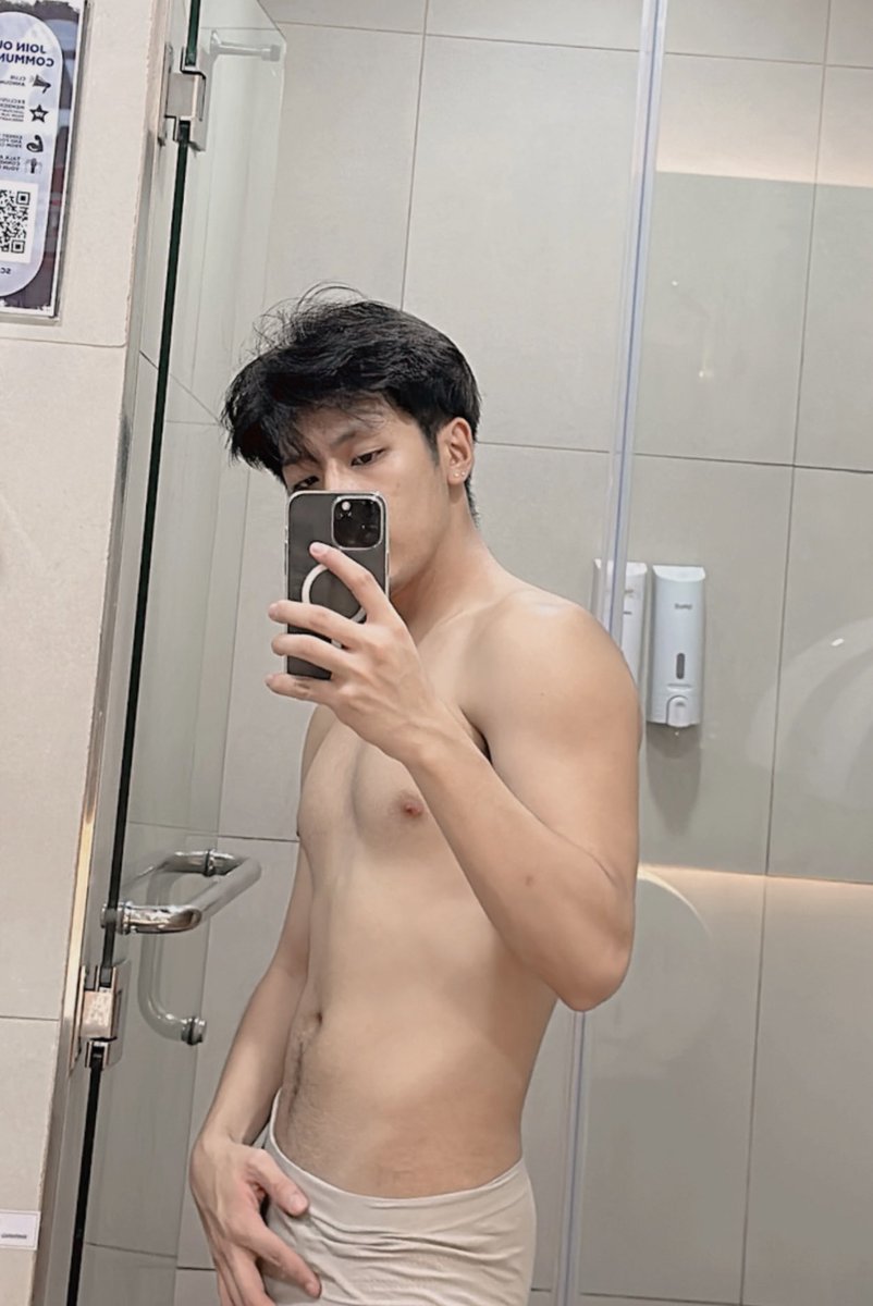 Joshualim0's tweet photo. Feelin’ myself. 😌 https://t.co/XN8CVXoZlQ