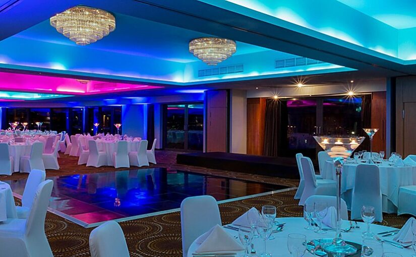 Shared Christmas Party – Holiday Inn Brentford Christmas Party. Celebrate in style with your friends or colleagues and enjoy festive fun for all.
Enjoy a Christmas themed meal, then dance the night away with our resident DJ playing all the party classics.
christmas-venue.com/venue/holiday-…