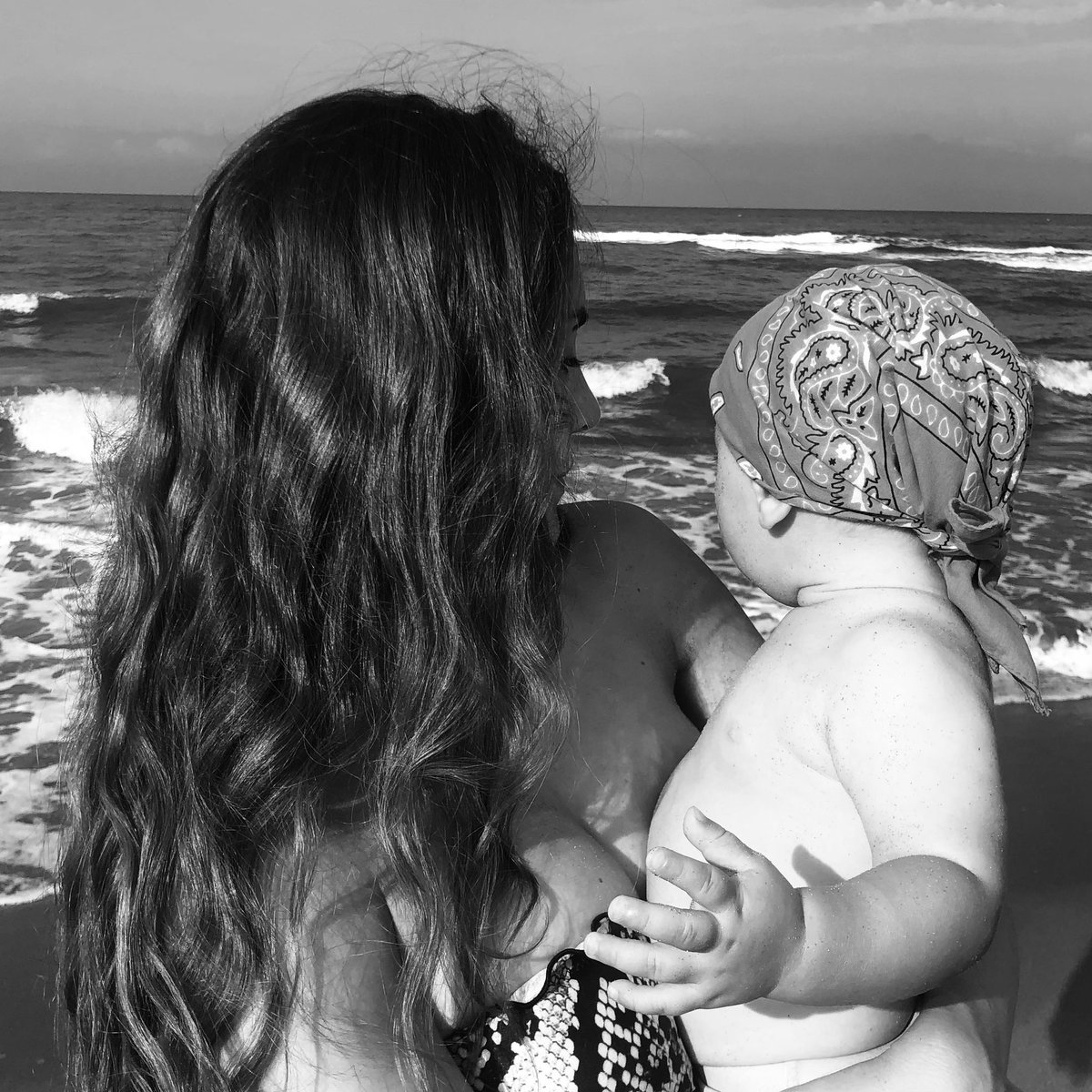 michelamagis's tweet photo. il 17 agosto il mio bimbo ha compiuto 1 anno 🥹
buon primo compleanno piccolo uragano della mamma!🌪️🩵 https://t.co/7K6zO2XEq7