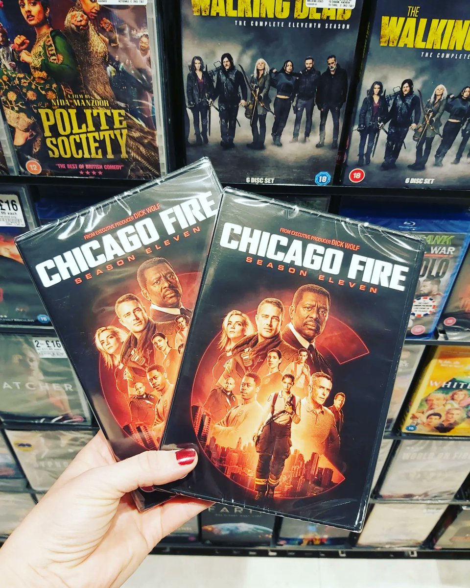 hmvIpswich's tweet photo. New releases out now 
#Flash #Flashseason9 
#ChicagoFire #ChicagoFireseason11 
#ONEPIECE #OnePiece31 
#anime 
#NewMovieMonday 
#HighStreet https://t.co/5xbww0RvwA